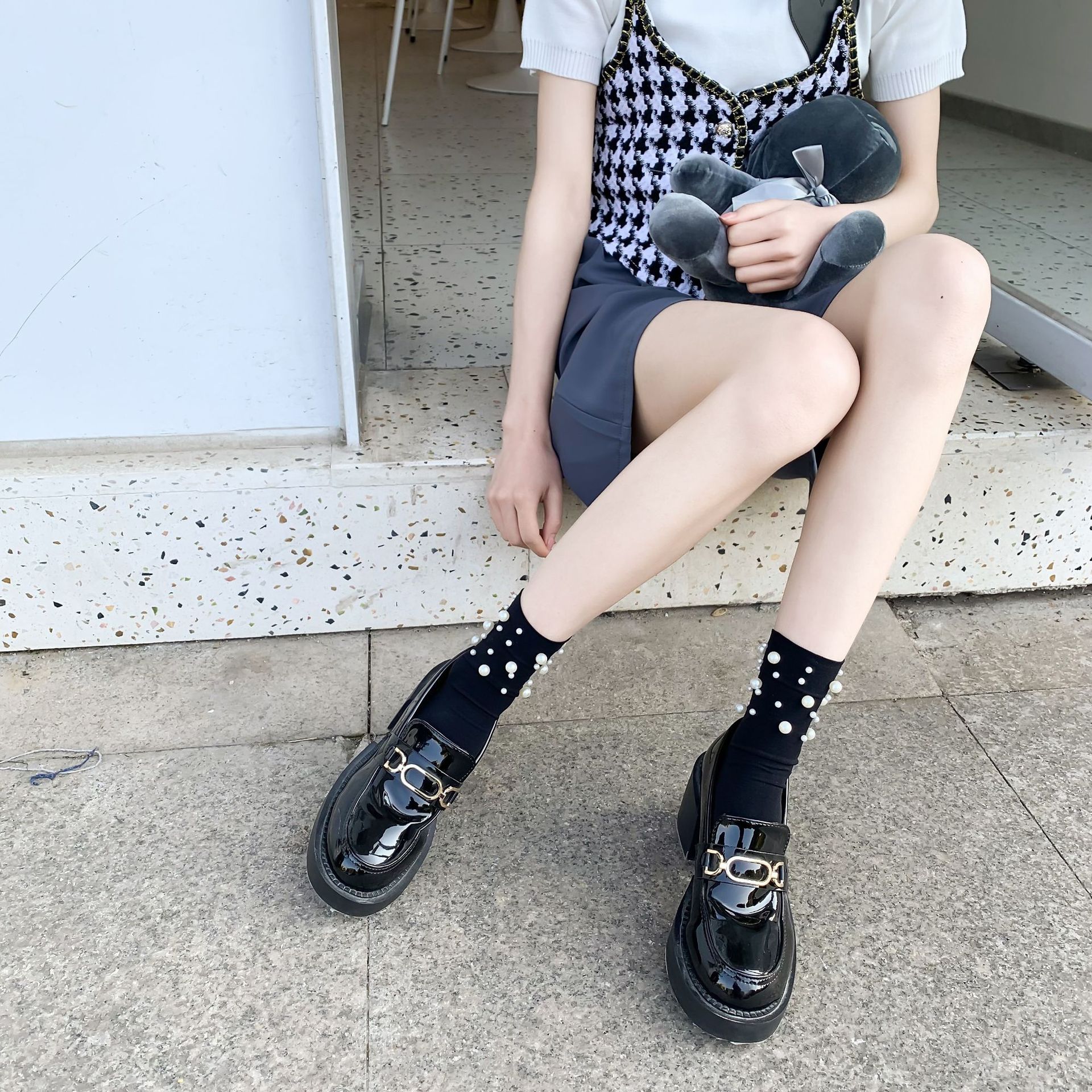 Calcetines de verano para mujer calcetines de media pantorrilla calcetines de mujer calcetines de pila calcetines delgados de verano al por mayor calcetines japoneses de perlas se pueden enviar en nombre