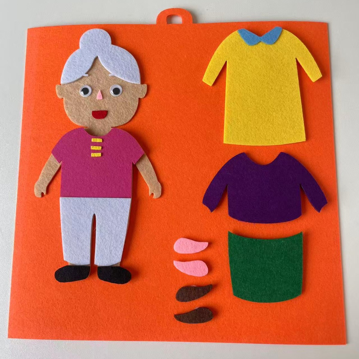 Jardín de infantes personajes de mano juguete área de rompecabezas actividad juguete ayuda didáctica clase pequeña tarjeta de material casero puzzle