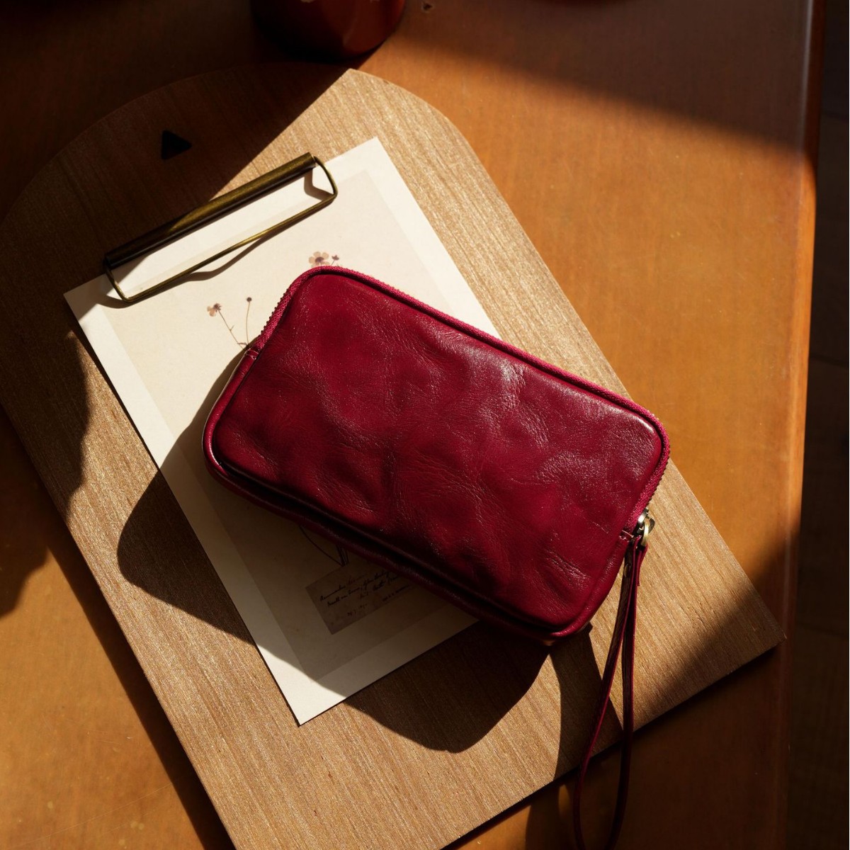 Vintage genuine leather women's wallet/clutch bag, vegetable tanned top-grain cowhide, large capacity mobile phone bag, stylish and portable storage bag