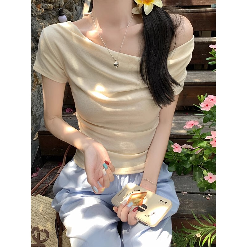 Women's off-shoulder swing collar exposed collarbone pure fragrant shoulder T-shirt women's shoulder slim-fit waist short sleeve sexy short top for summer
