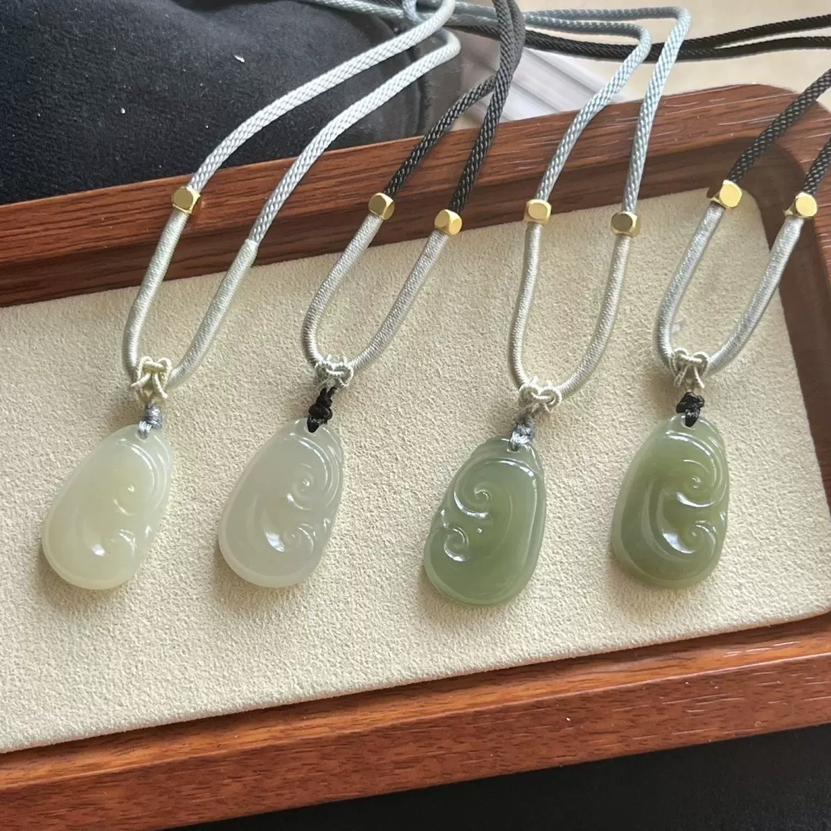 天然和田玉祥云如意锁保真吊坠项链男女款如意吉祥高档玉坠挂件项