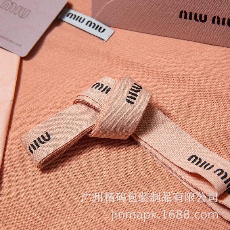 专注品质一比一欧美奢侈品专柜大牌 miu* 手提袋盒子配件加印LOGO|undefined