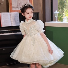 子供のドレスのプリンセススカート2024春の新型の司会者モデルのショーの服のプリンセススカートの女の子の出演服