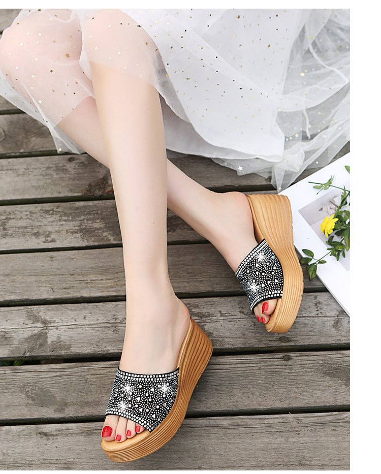 Women's Casual Solid Color Round Toe Wedge Slippers display picture 8