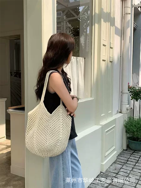 Large-Capacity Cotton Thread Handmade Crochet Bag, Daily Commuting Tote Bag, Shopping Bag, Vacation Travel Beach Bag, Woven Bag