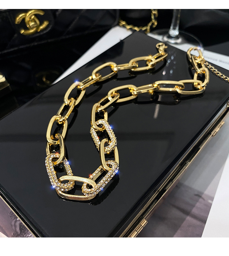 Fashion Geometric Alloy Inlay Rhinestones Womenu0027S Necklace