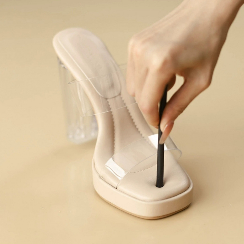 Waterproof Platform High-Heeled Sandals with a Soft Sole That Feel Like Stepping on Poop, Comfortable and Non-Abrasive, Won'T Make Your Feet Tired or Yellow, Transparent and Versatile Style Waterproof Platform High-Heeled Sandals with a Soft Sole That Feel Like Stepping on Poop, Comfortable and Non-Abrasive, Won'T Make Your Feet Tired or Yellow, Transparent and Versatile Style