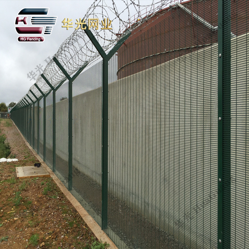 厂家自销直销358密纹网围栏军事边防海关Y型柱钢网墙防恐防拆护栏