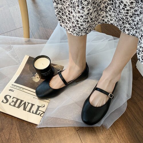 New summer flat shoes for women round toe shallow mouth Mary Jane shoes one-line buckle single shoes wholesale