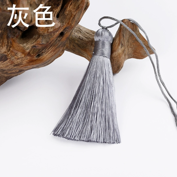 10 gray K style tassels