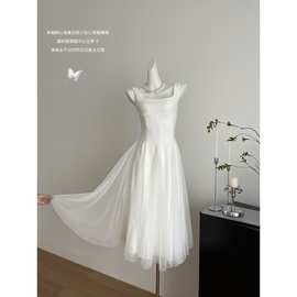 白色吊带连衣裙女新款网纱仙女高级感领证长裙子礼服蓬蓬裙仙女裙