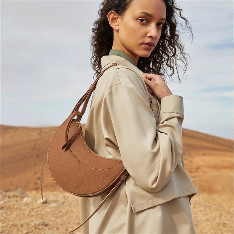 跨境新款轻便月牙包时尚百搭纯色饺子包欧美复古风单肩斜挎包女包