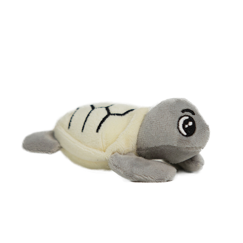 Llavero de peluche de tortuga marina multicolor de peluche corto y algodón PP