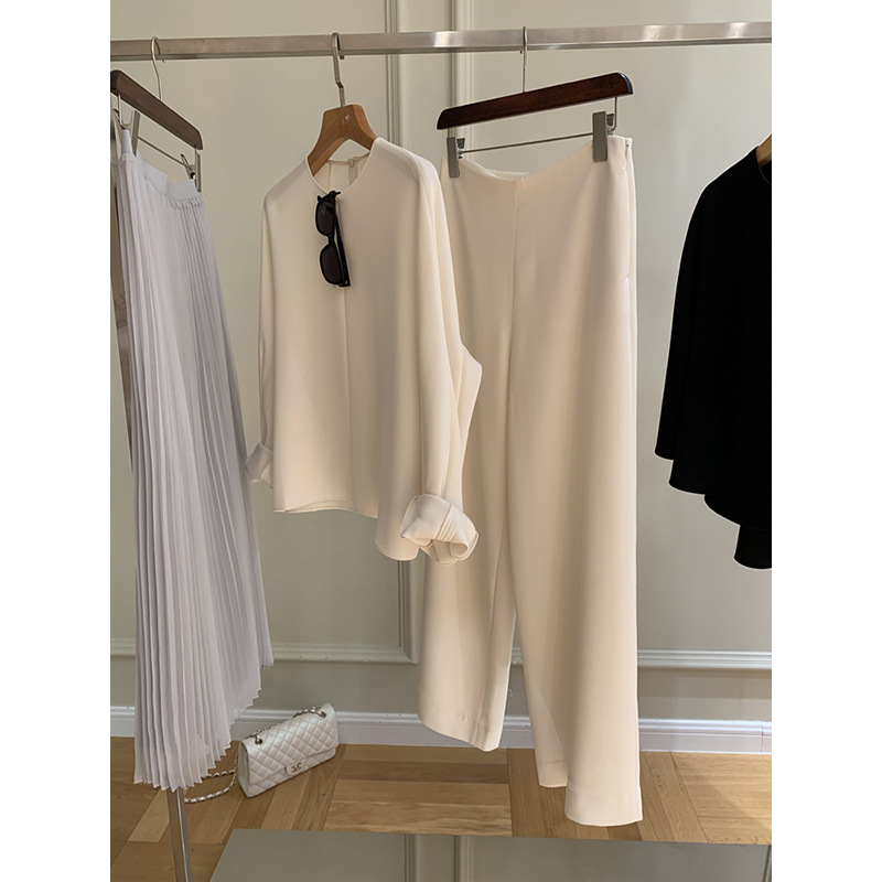 Advance sale GAO Level to explosion THE R's show ~~ Black and white JIN Acetic acid jacket Wide leg pants suit