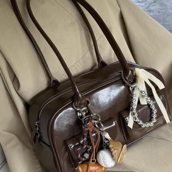 Autumn and Winter Bag Women's 2024 New Large Capacity South Korea Ins Brown Vintage Bowling Handbag Shoulder Bag