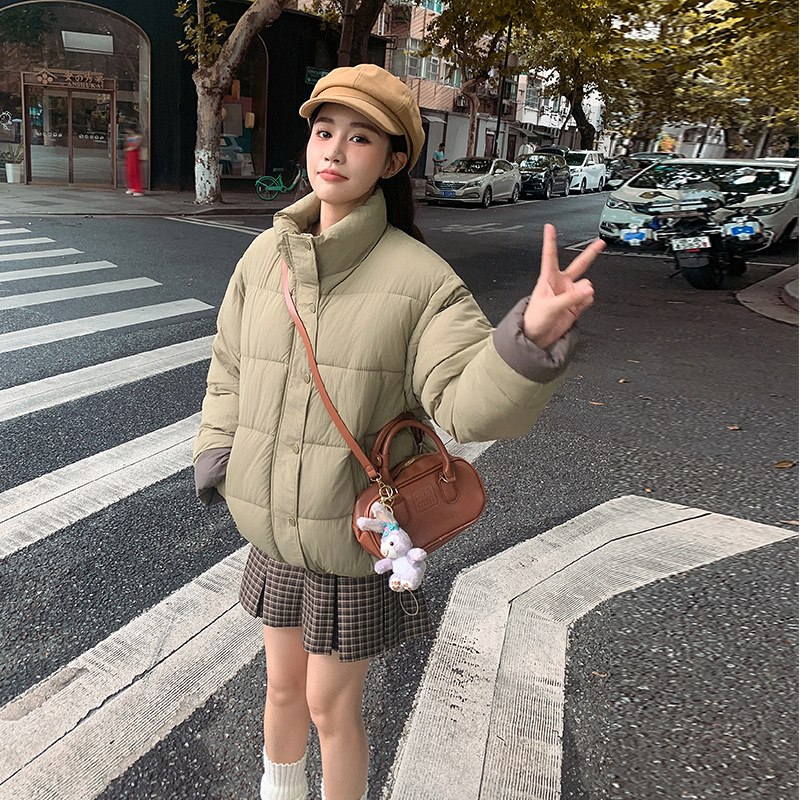 Disparar real 2024 invierno nuevo estilo de moda de algodón popular en línea corta mujer versátil ropa de pan ropa de algodón estudiantil gruesa