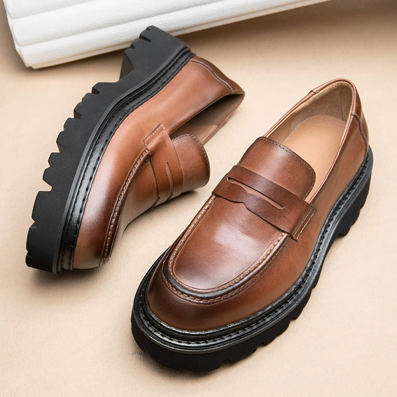 Кожаная обувь на толстой подошве мужская обувь большая голова 2025 весна и осень новая взрывная модель увеличенные кожные дышащие британские повседневные ботинки дерби