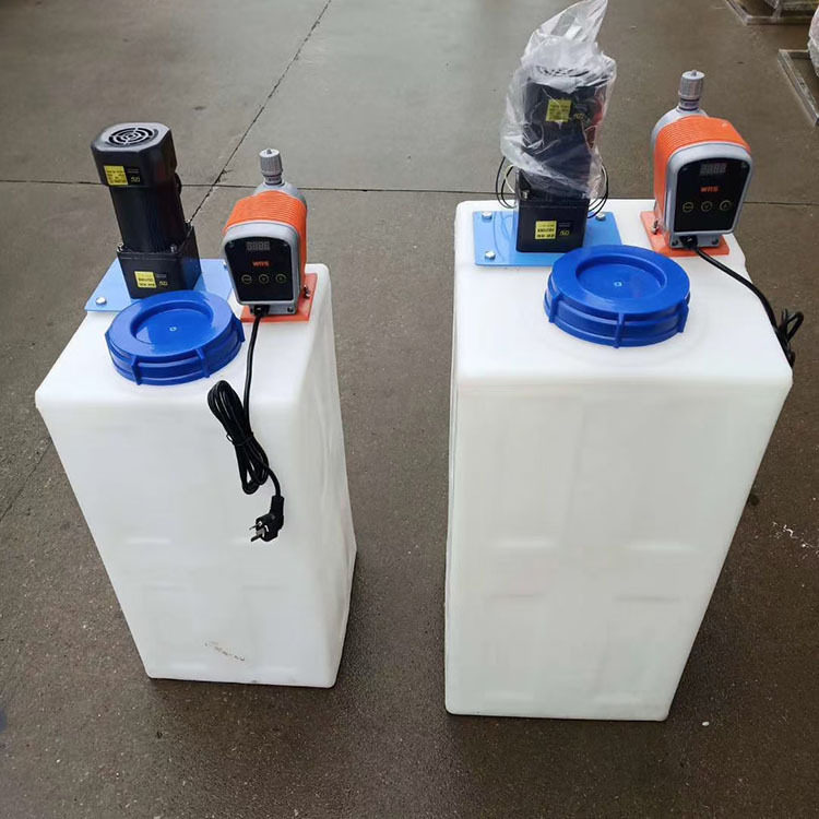 无锡加药桶厂家40L方型加药箱 80L120L塑料搅拌桶 水肥药剂搅拌罐