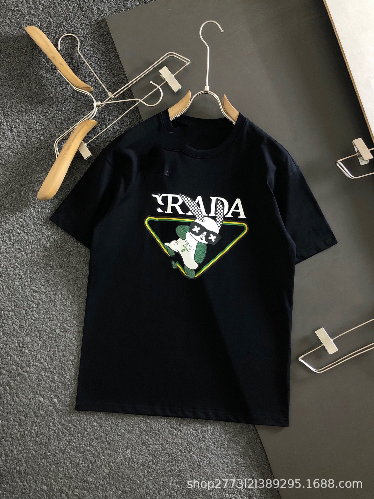 검은 색 20.