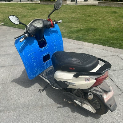 Motorcycle Fender, Lower Wind Shield Mudguard 125 - blue-electric-vehicle-foam-windshield-comes-with-cable-ties