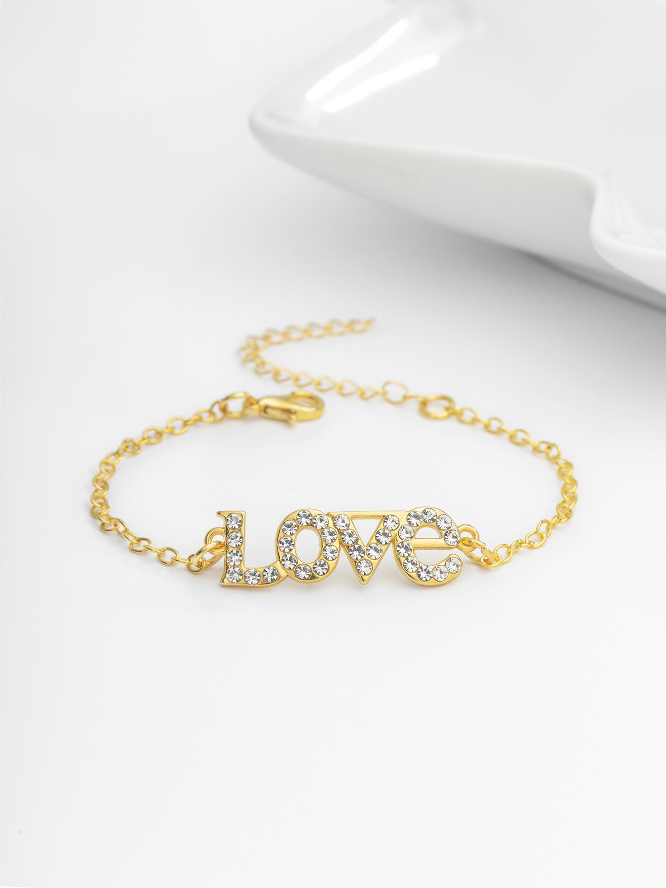 10g Weight Alloy, Rhinestones Pendant Material Rhinestones Inlay Material Bracelets Classification Alloy Chain Material 1 Piece Quantity Holiday, Daily, Street Occasion Alloy Material Letter Pattern Women's Gender Inlay Design Lady Style Lady Letter Rhinestones Alloy Wholesale Bracelets 8
