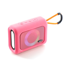 源头工厂新私模无线蓝牙音箱便携手提RGB防水迷你创意FM手机户外