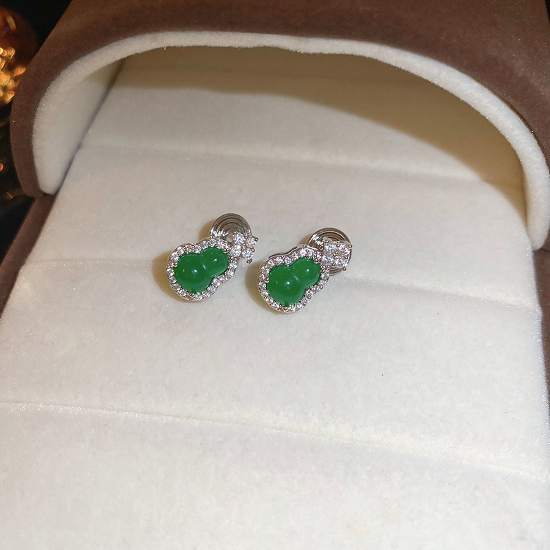 Pendientes de pinza de oreja de perla de temperamento de lujo ligero francés