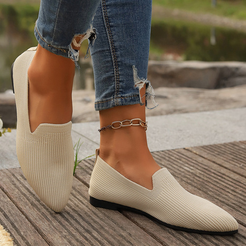 Summer Large Women's Flat Pointed Knitted Single Shoes, European and American Style, Casual and Comfortable