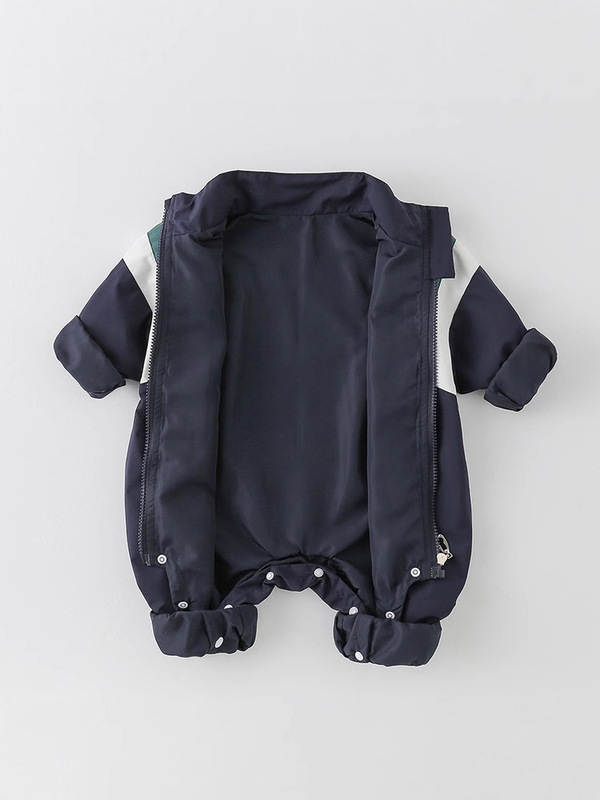 春の新商品の赤ちゃんの服春秋の男の子の赤ちゃんのカジュアルな連体服の乳幼児の洋気は外出して運動して服を登ります。|undefined