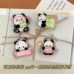 著作権パンダの花の漫画の装飾の贈り物のシールは付箋を挟みます。