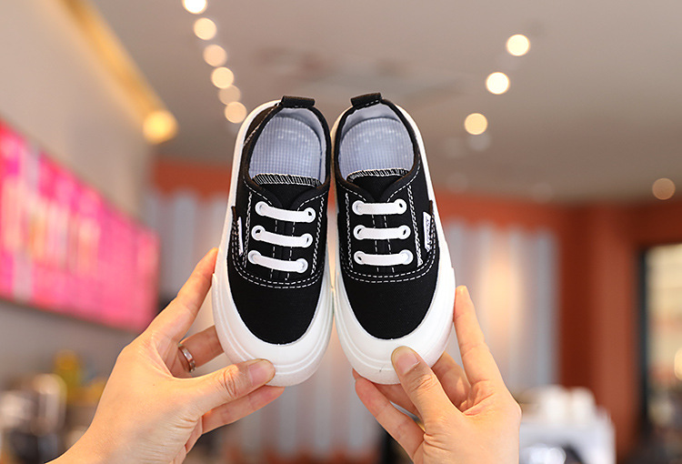 Children's Canvas Sneakers With Leopard Print For Girls_voghion.com