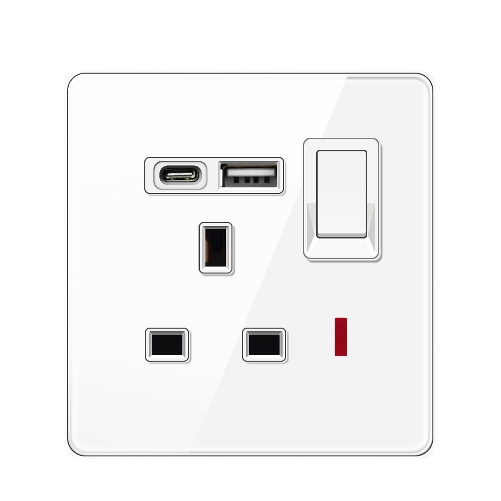 86暗装香港版家用电灯制13A插座带USB TYPEC开关面板白色钢化玻璃