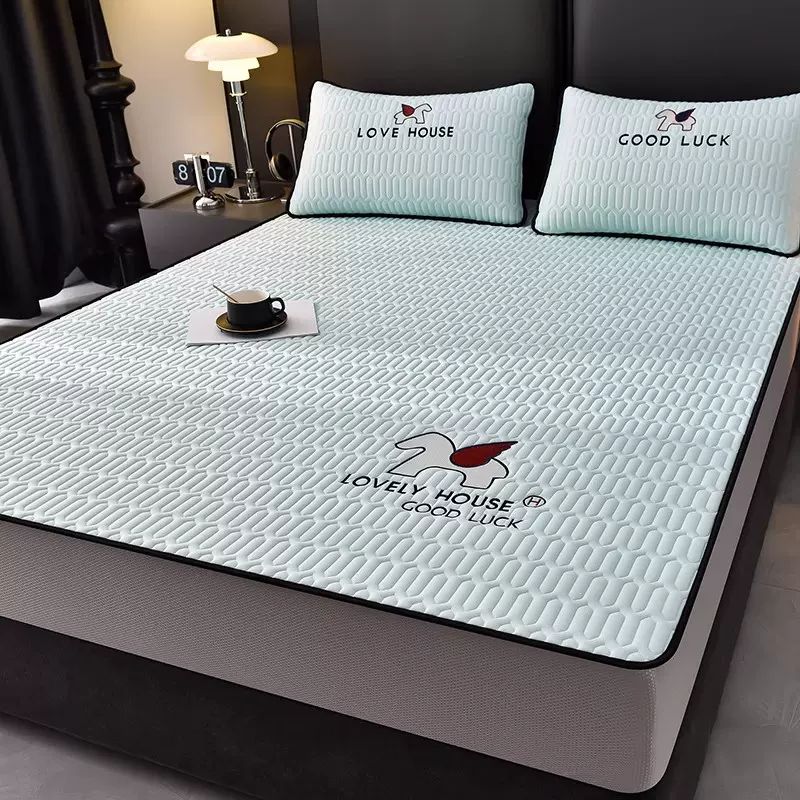 泰国乳胶冰丝凉席三件套夏季可水洗折叠刺绣床笠款空调软席子批发