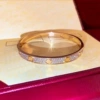 No. 16. Three rows of drilling bracelets with rose buckle. Kaga