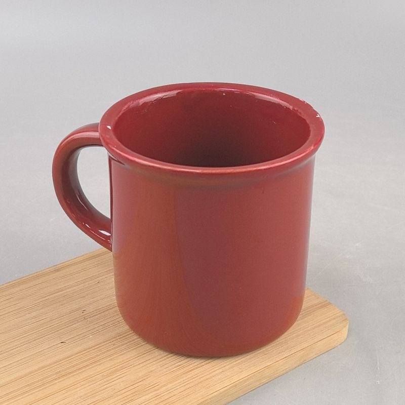 Regalos de Navidad de cerámica roja esmalte nicho taza de café resistente a altas temperaturas taza de bebida taza de cerámica flip