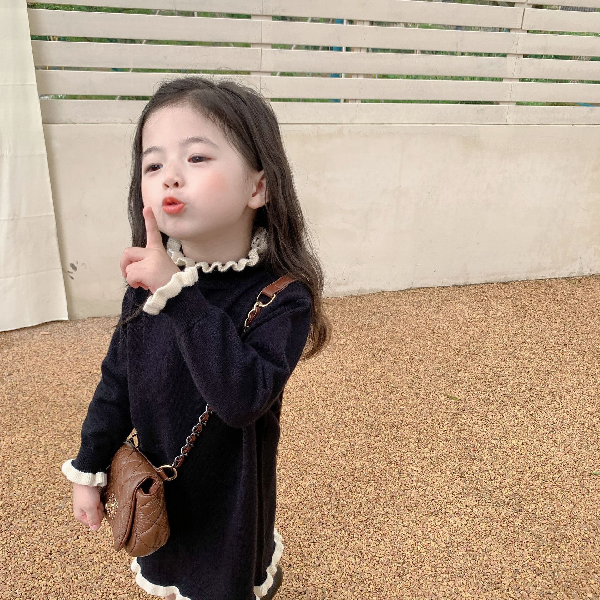 Girls Hepburn syle dress auumn and winer new children's Korean version swee lace sweaer skir baby long boom_voghion.com