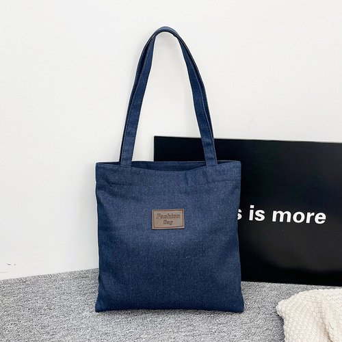 2025 Western-style Single-shoulder Bag Large Capacity Shopping Bag Casual Bag Literary Student School Bag Commuting Simple