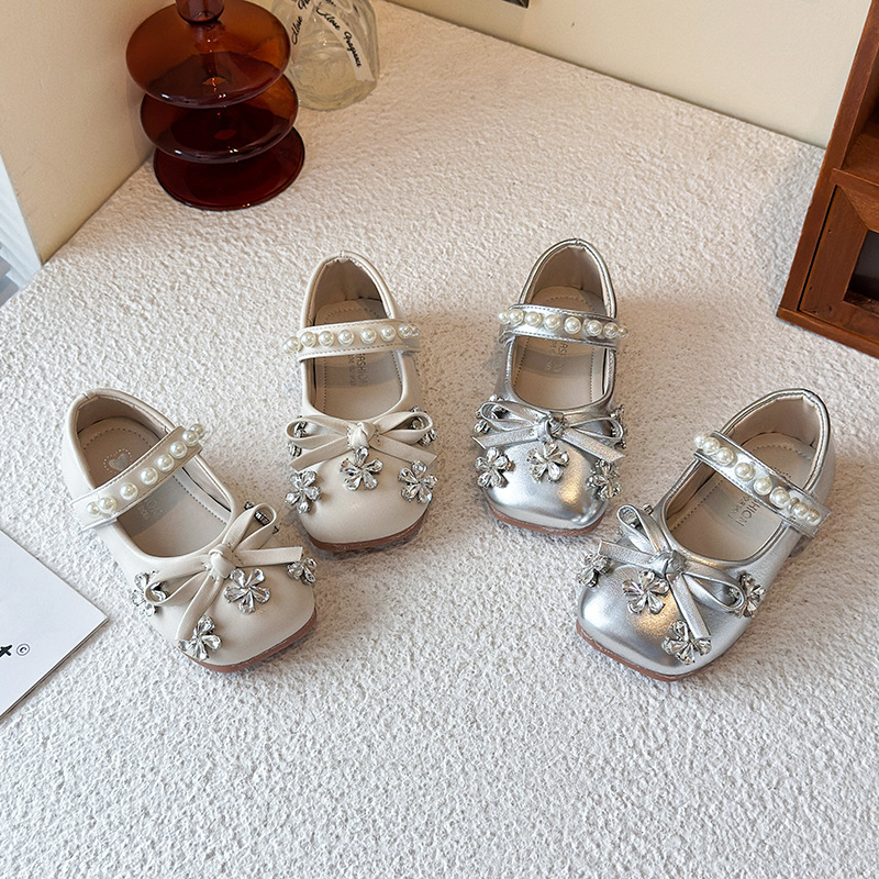 Silver Shallow Ballet Shoes for Children Aged 1-3-6, Shallow Leather Shoes, New Fashionable Autumn Princess Shoes for Girls
