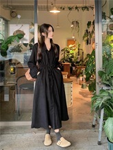 法式冷淡风设计感长袖a字连衣裙2025秋冬新款气质收腰显瘦裙子女