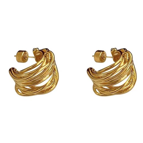 Niche C-shaped multi-layer twisted metal earrings for women, 925 silver needle punched, versatile cool style earrings with a sense of elegance.