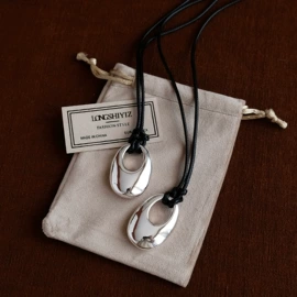 耳钉;项链;戒指