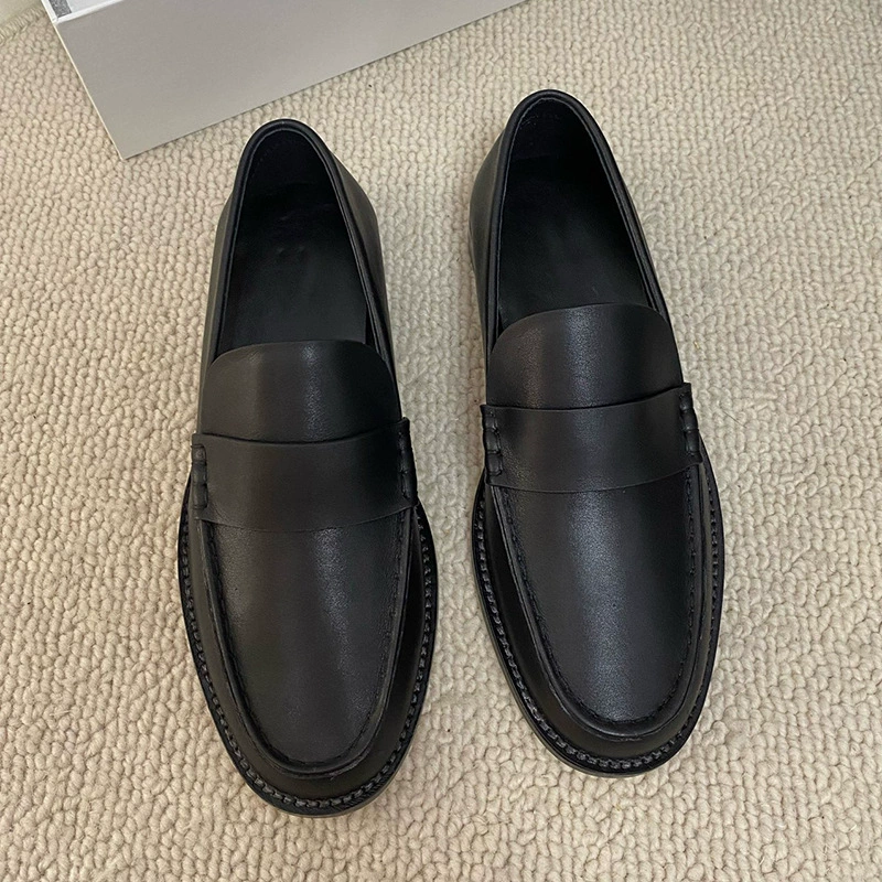 Small leather loafers low-cut, 2025 years