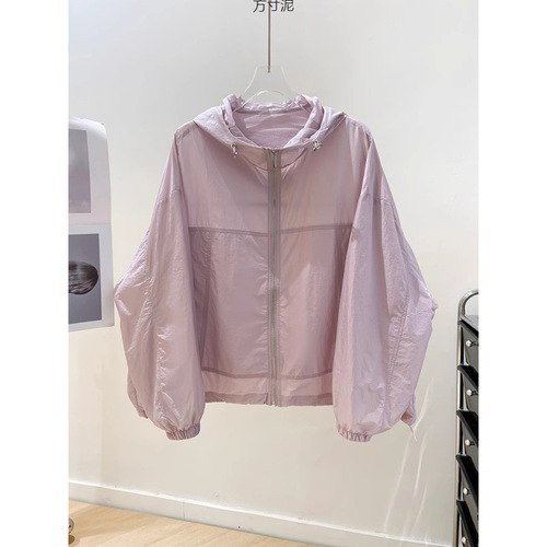 Breathable age-defying sunscreen jacket for women, 2025 new design short sleeve sunscreen clothing women's top thin coat air-conditioning shirt