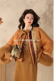 女式马甲;女式衬衫;上衣