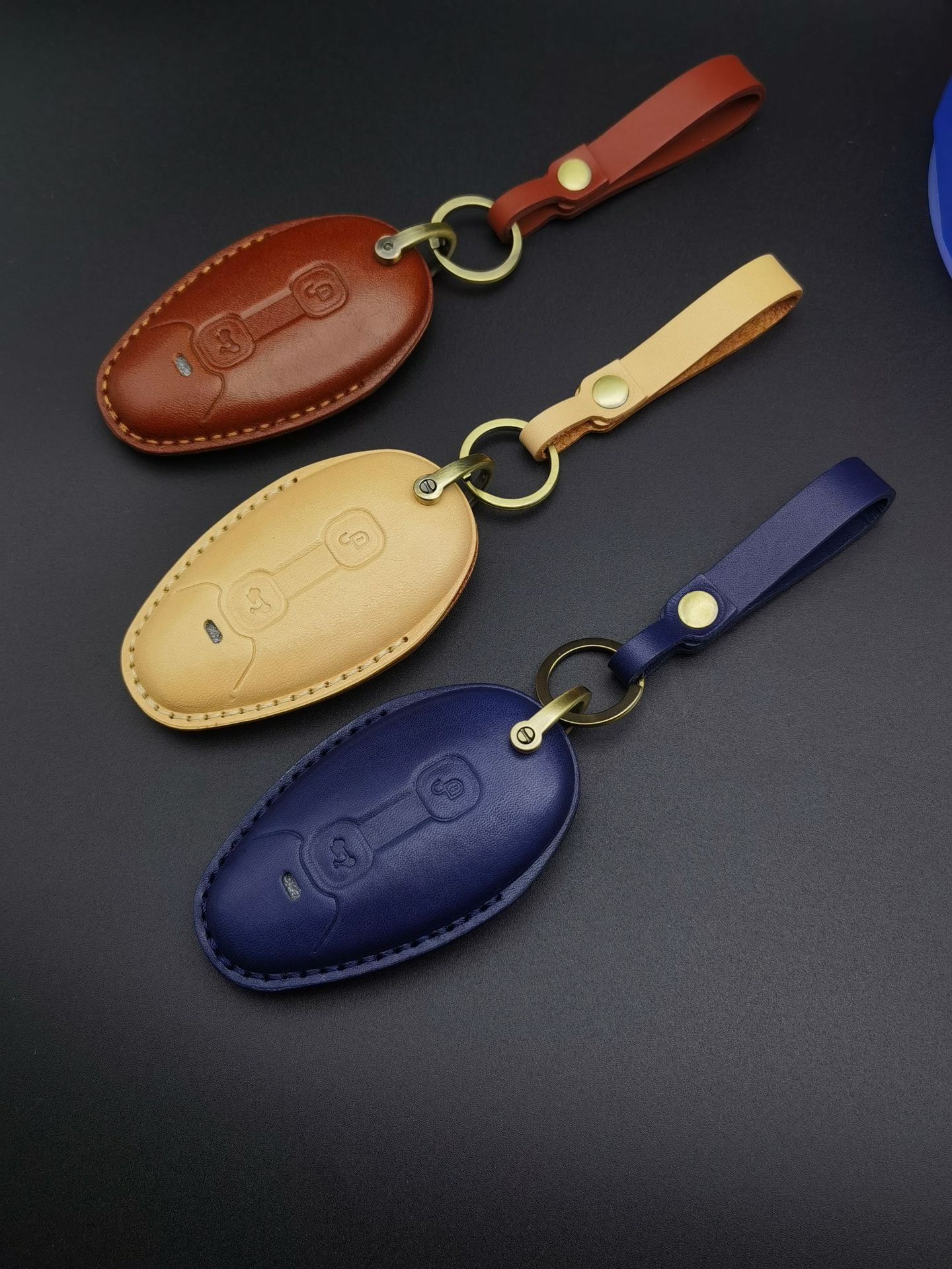 Suitable for new vespa Vespa keychain cowhide hand GTS300 leather key set remote control case