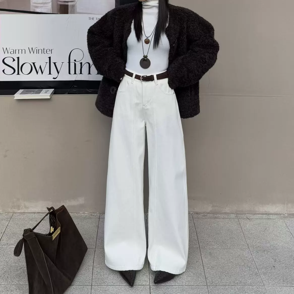 冬上新 十三行高级感白色阔腿牛仔裤女款加厚绒直筒宽松拖地长裤