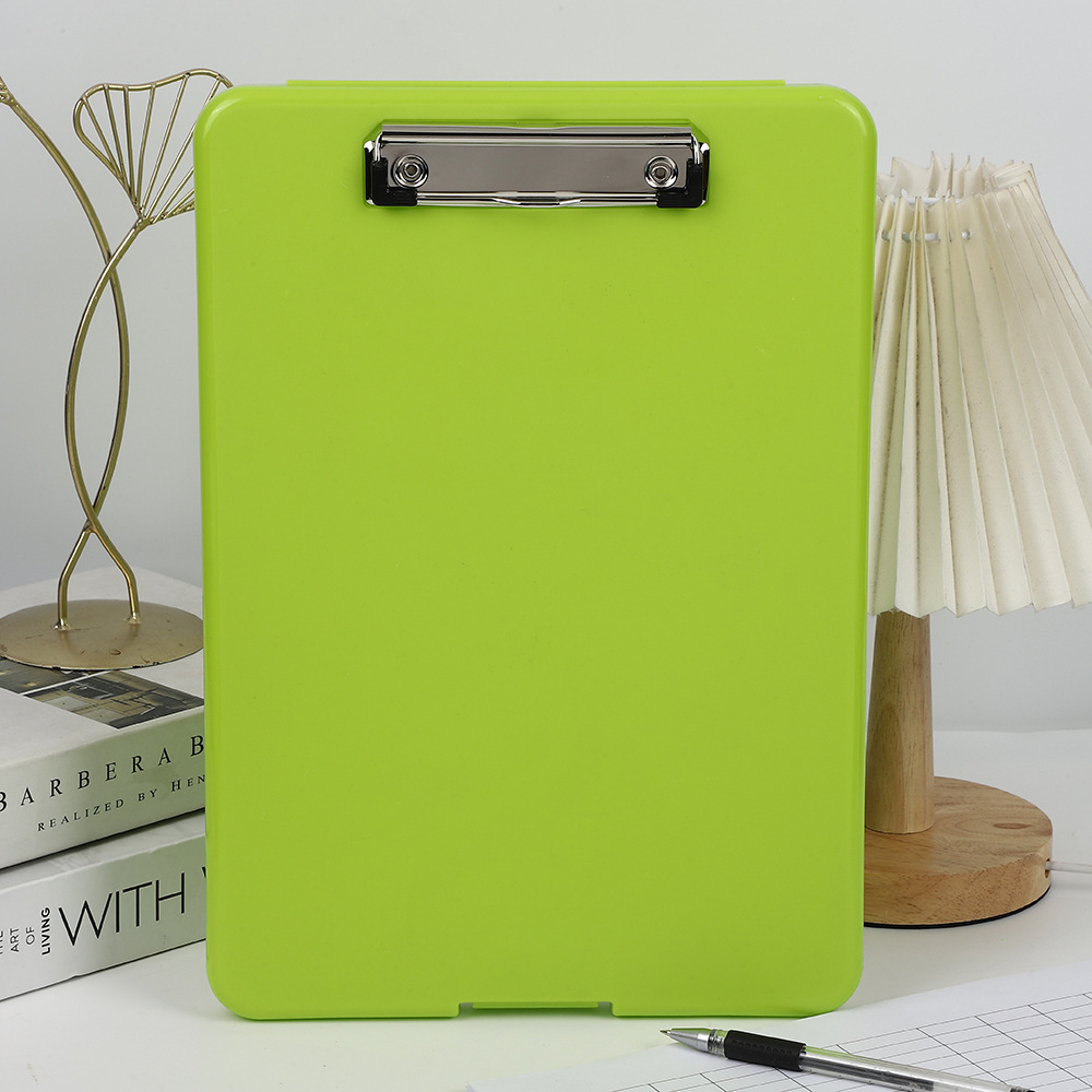 8217 Cauda abierta-fruta verde