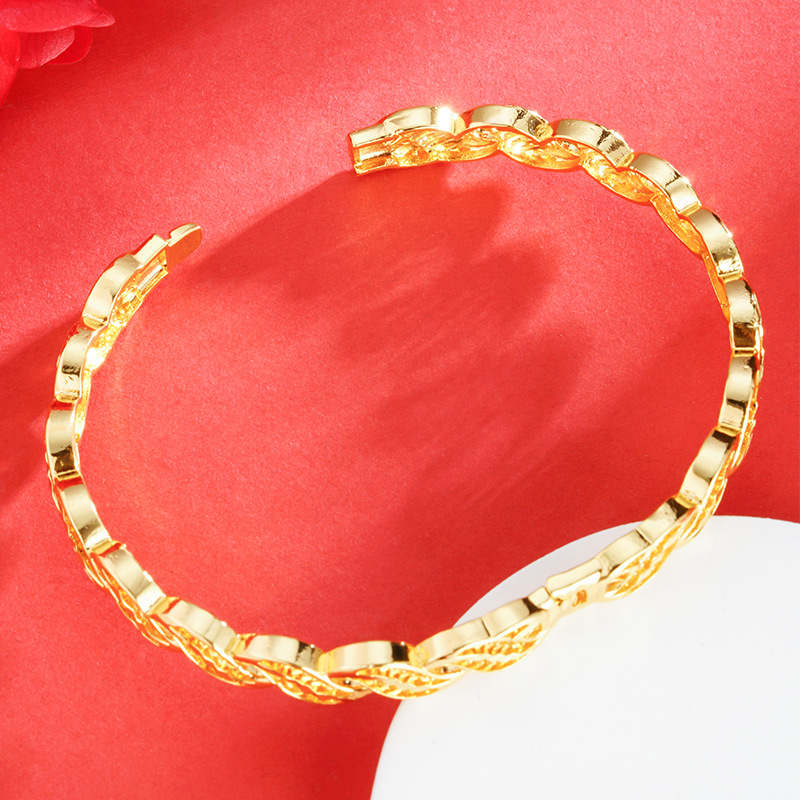 Estilo antiguo arena oro giro bobinado hebilla pulsera de gran altura hojas de aleación de cobre hueco hombres y mujeres pulsera en línea estilo de celebridad