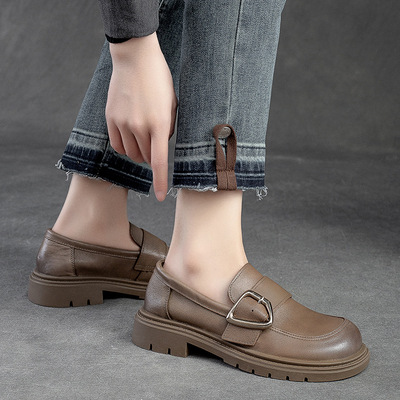 Shanghai Spring new pattern Low Flat bottom Big head a doll Women's Shoes Metal buckle leisure time Lok Fu shoes cowhide Single shoes