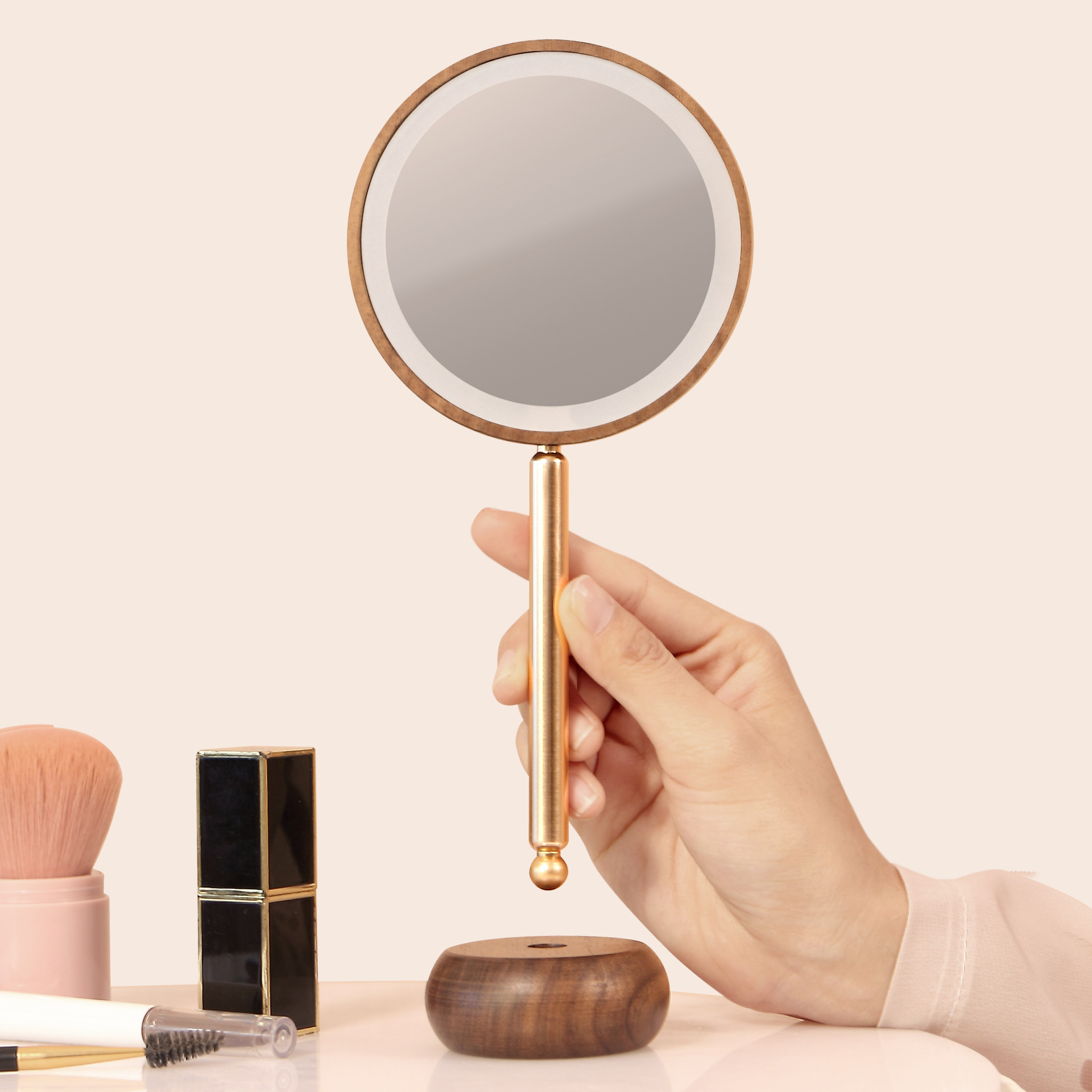 Vintage Guofeng Wooden Makeup Mirror with Light led Beauty Makeup Dressing Mirror Mini Pocket Fix Light Solid Wood Small Round Mirror